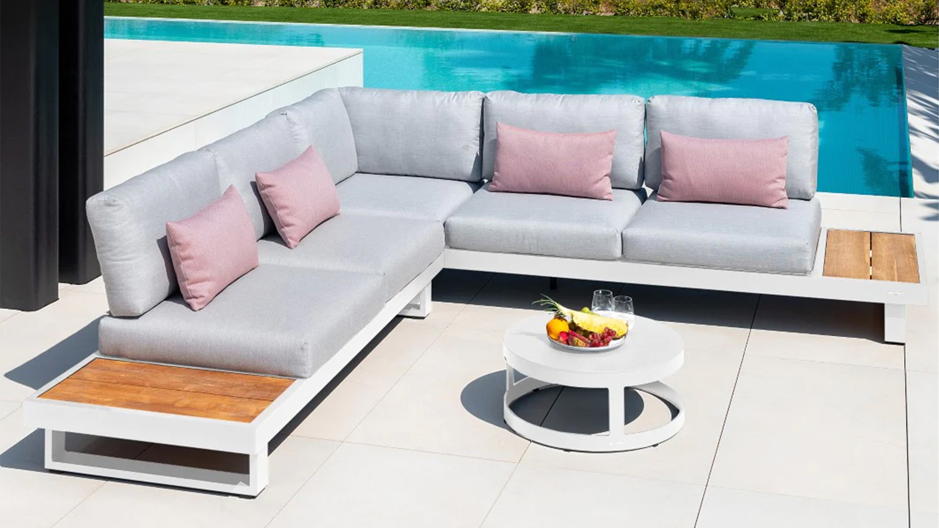 Alu Lounge Murcia Alu Weiße Matte mit Kissen Sunbrella Hellgrau – Garden Prestige-Kollektion