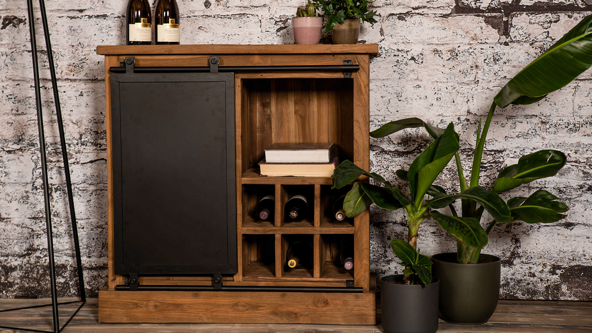Wood Signature Weinschrank mit 1 Metalltür und 6 Weinfächern, 90 cm x 43 cm x H90 cm, Vintage-Teak
