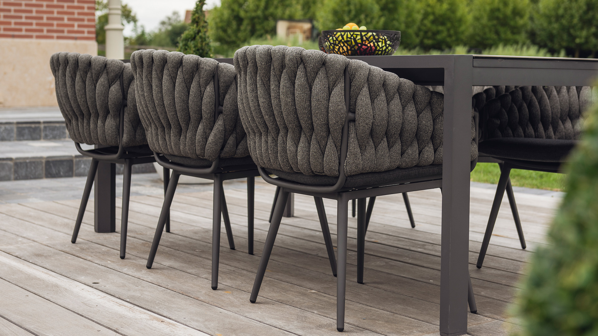 Alu Dining Chair Vigo Charcoal Mat Alu + Anthracite Sock 8cm QDF