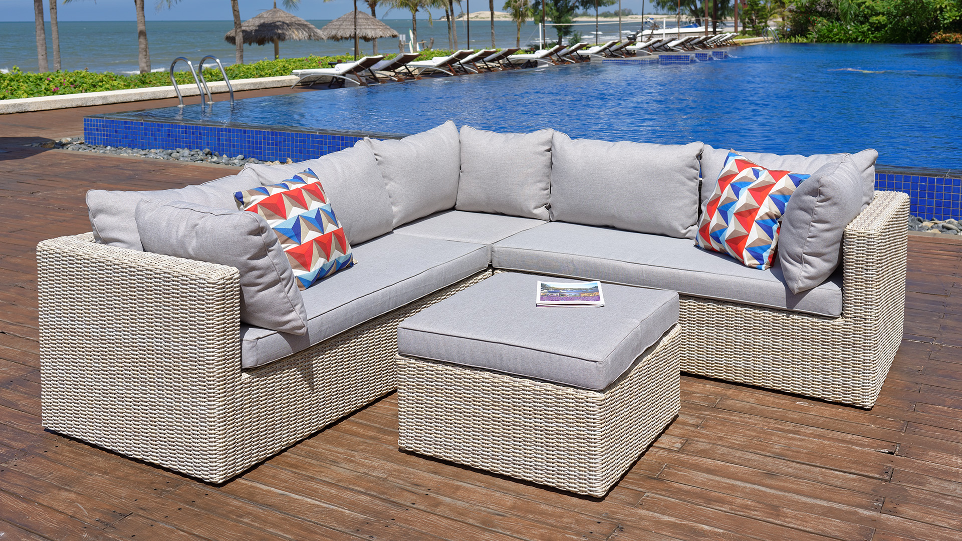 Georgia Wicker Lounge Hoekset Light Kobo Grey 7MM Wicker PE - Royal Stone Grey Kussens -  Alu Frame Luxury Lounge