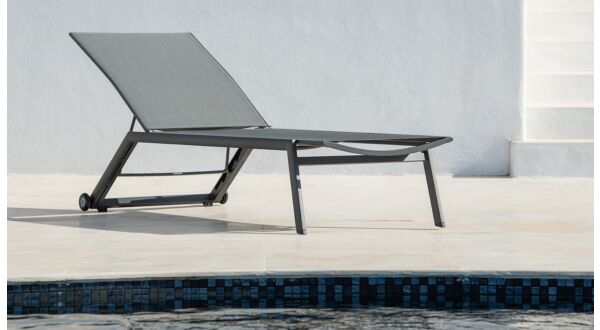 Alu Lounger Hydra Charcoal Mat - Silver Gray Textilene