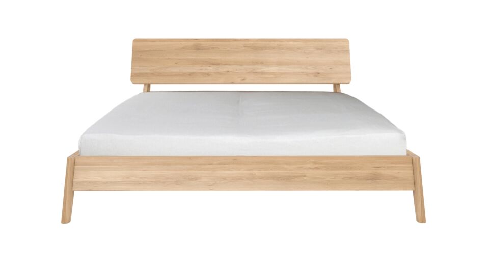 Eichenholz Air Bett 180 x 232cm Ethnicraft main product photo
