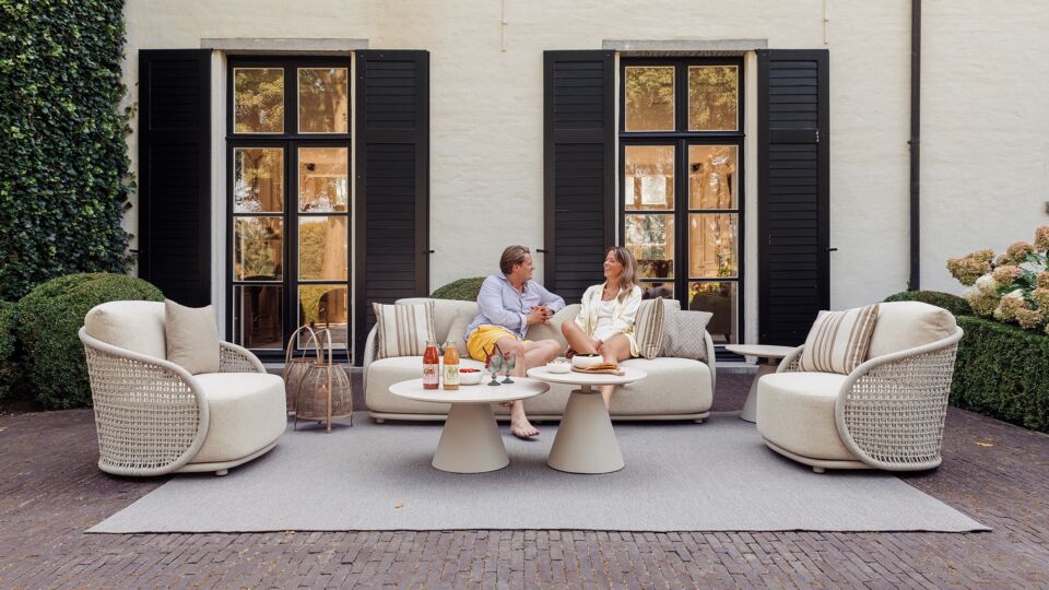 Alu Lounge Set Amora Alu 1 x 3-Sitzer + 2 x 1-Sitzer Leinen mit Seil Beige + Sitz- und Rückenkissen Beige main product photo