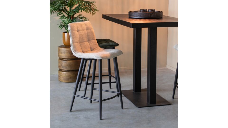 Bar stool Jelt - Natural Boucle - Black Metal Base main product photo